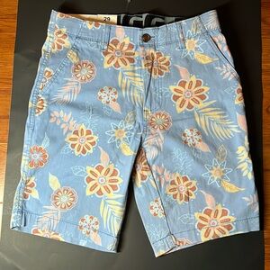 Plugg floral print flat front shorts. Size 29